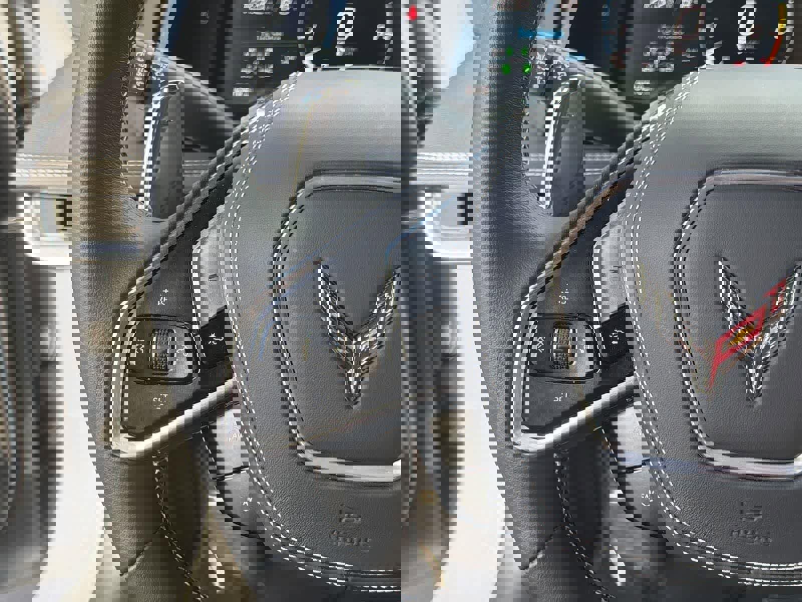 Used 2025 Chevrolet Corvette Stingray Preferred Cpe w/ Z51 Performance Package image 12