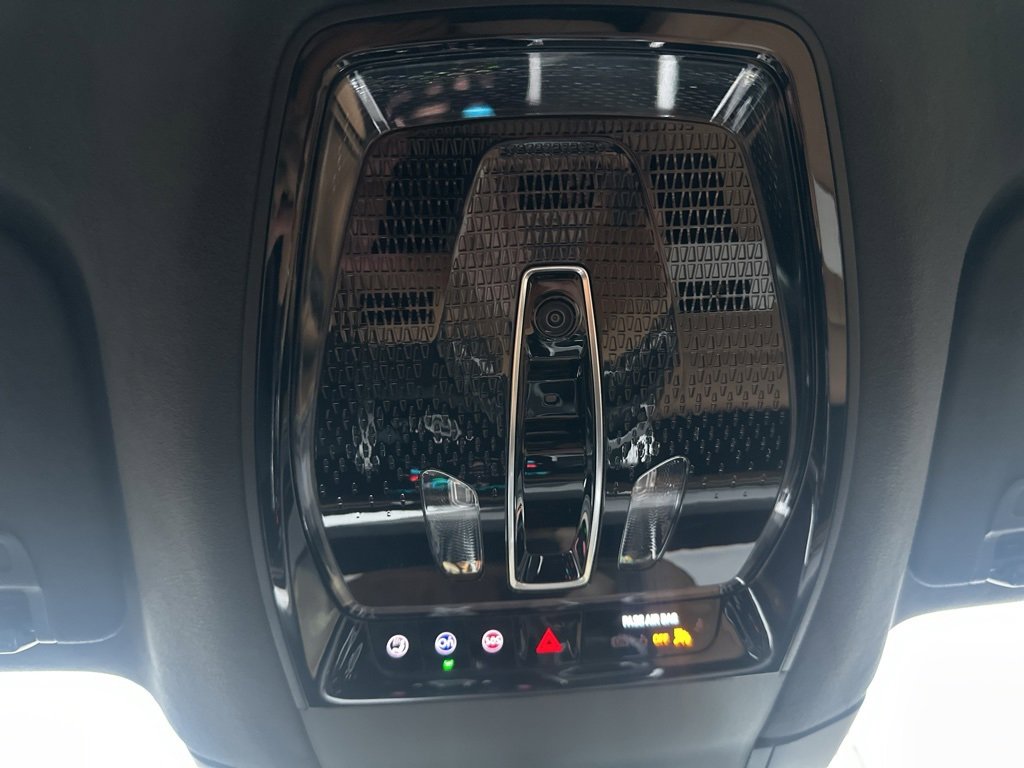 Used 2025 Cadillac Escalade IQ Sport 2 image 32