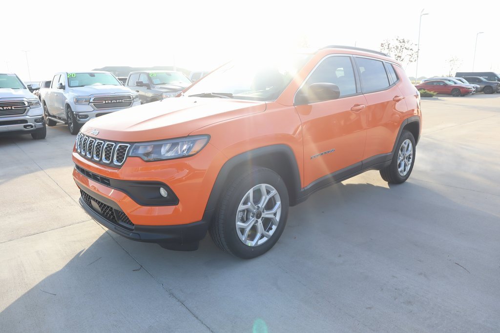 New 2026 Jeep Compass Latitude image 10