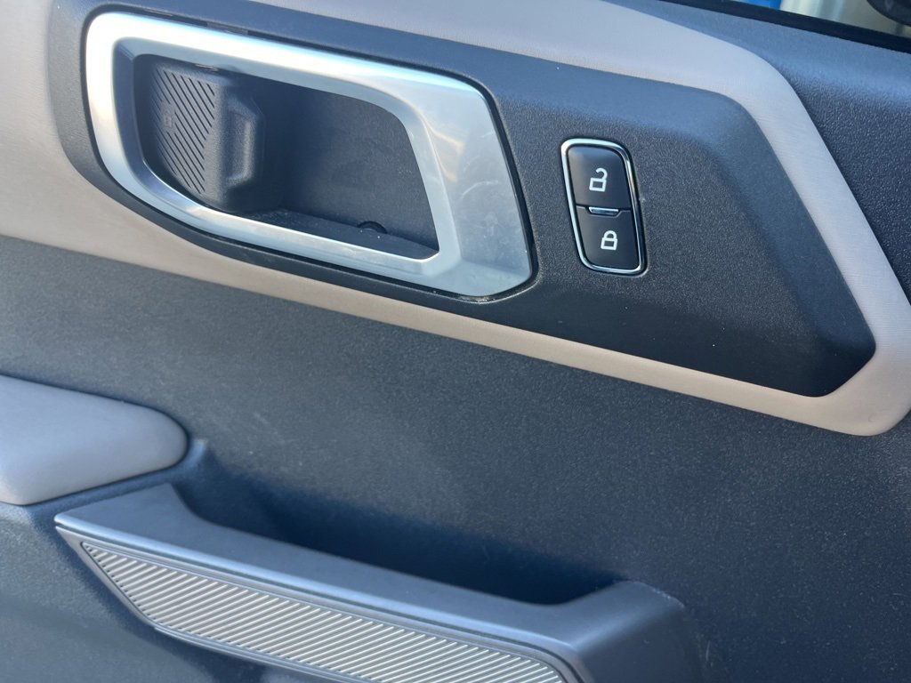 Used 2022 Ford Bronco Wildtrak AWD/4WD image 25