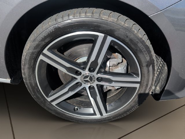 Used 2023 Mercedes-Benz CLA 250 4MATIC w/ Premium Package image 5
