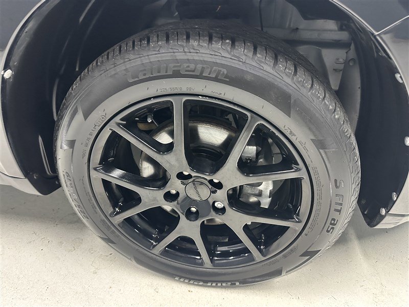 Used 2017 Dodge Journey SXT w/ Blacktop Package image 16