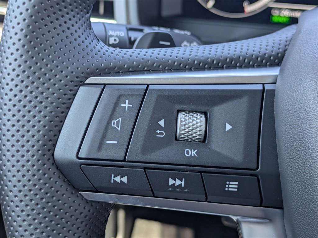 New 2025 Mitsubishi Outlander SE image 26