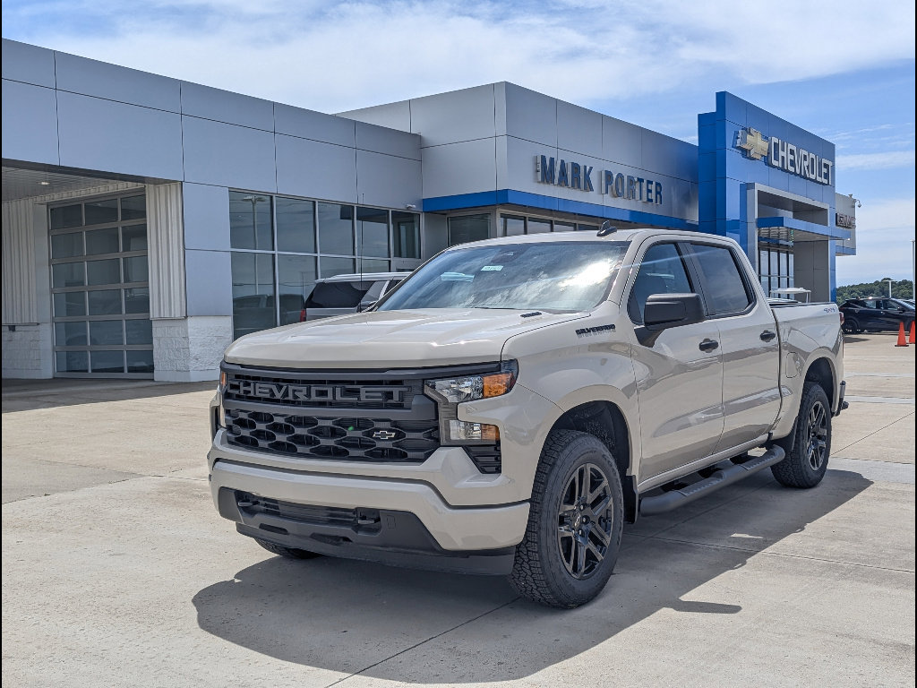 New 2026 Chevrolet Silverado 1500 Custom w/ Turbomax Blackout Package