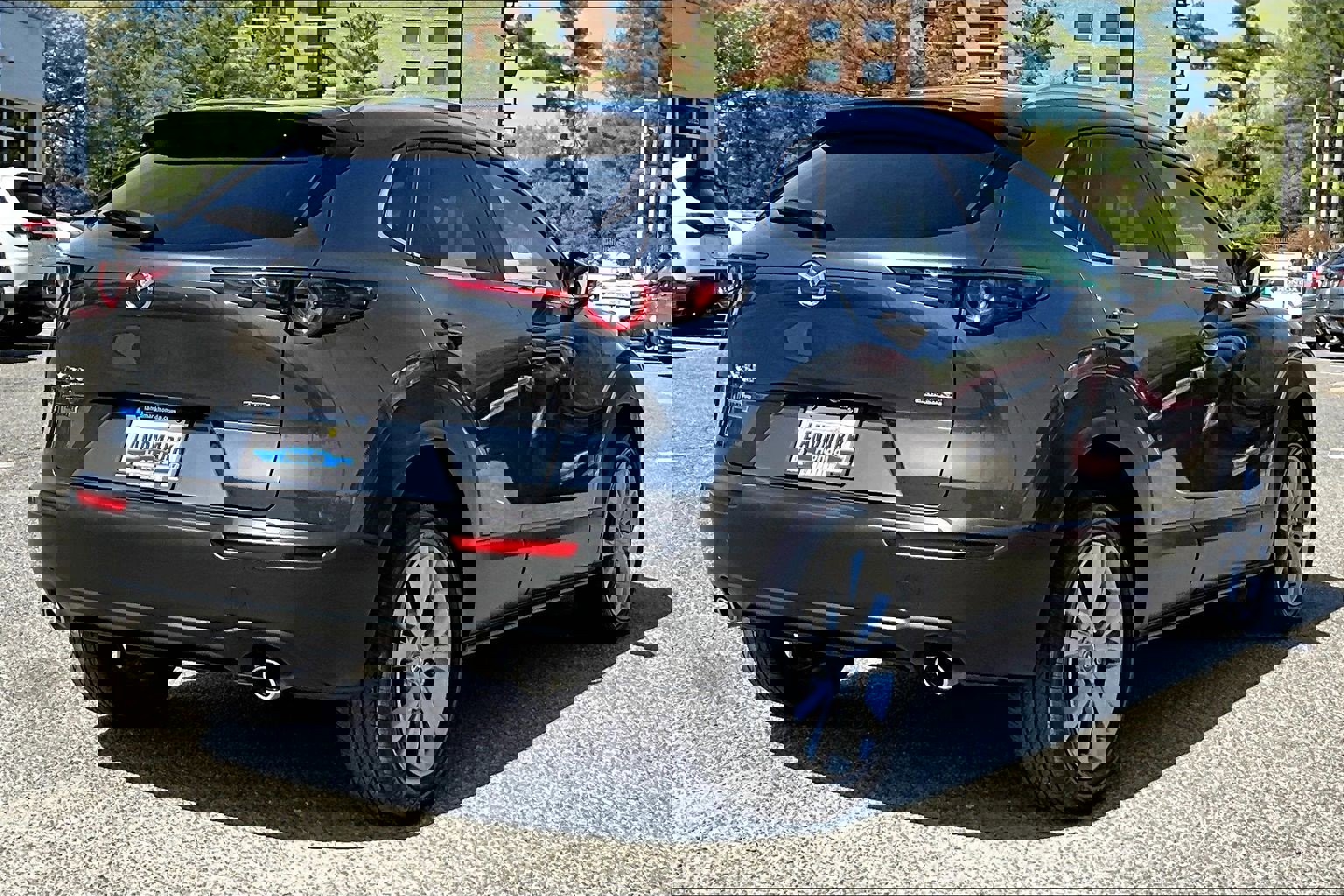 Used 2023 MAZDA CX-30 AWD 2.5 S w/ Preferred Package image 2