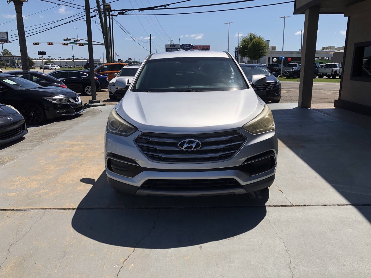 Used 2017 Hyundai Santa Fe Sport w/ Cargo Package FWD image 6