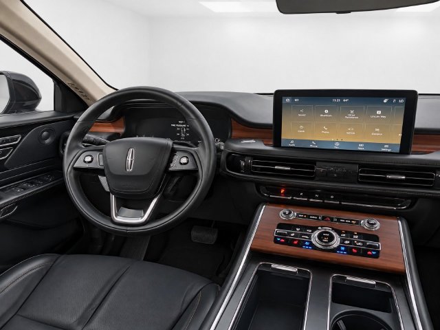Used 2023 Lincoln Aviator Reserve w/ Equipment Group 201A AWD/4WD image 29