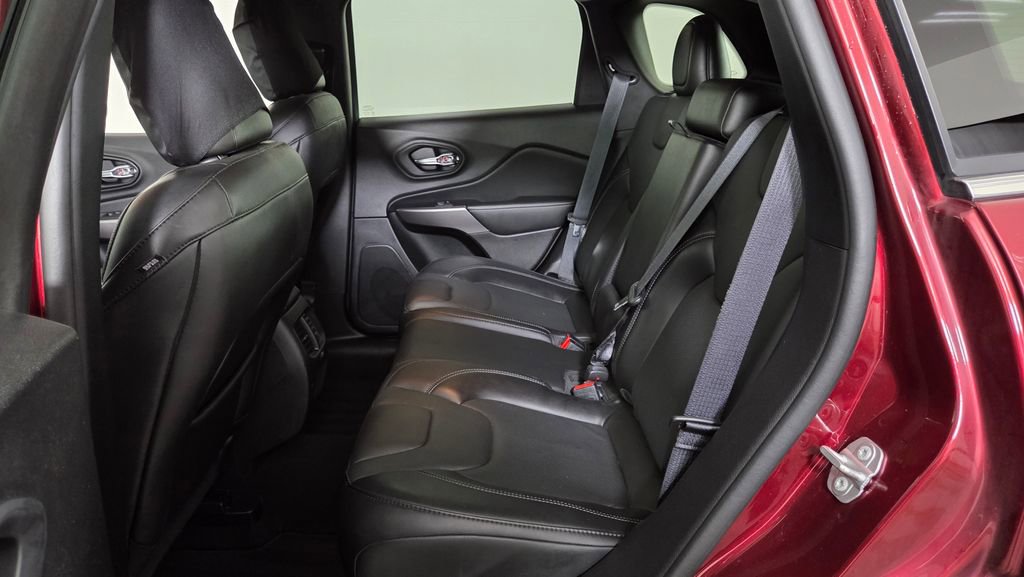 Used 2021 Jeep Cherokee Latitude Lux image 30