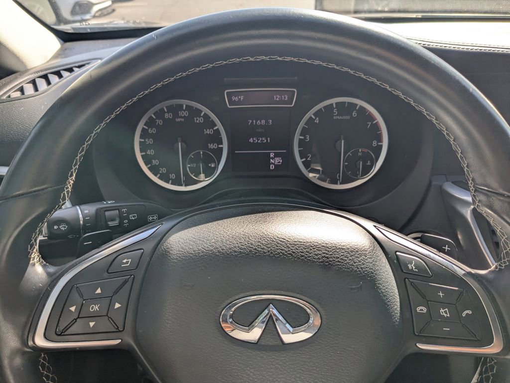 Used 2018 INFINITI QX30 image 15