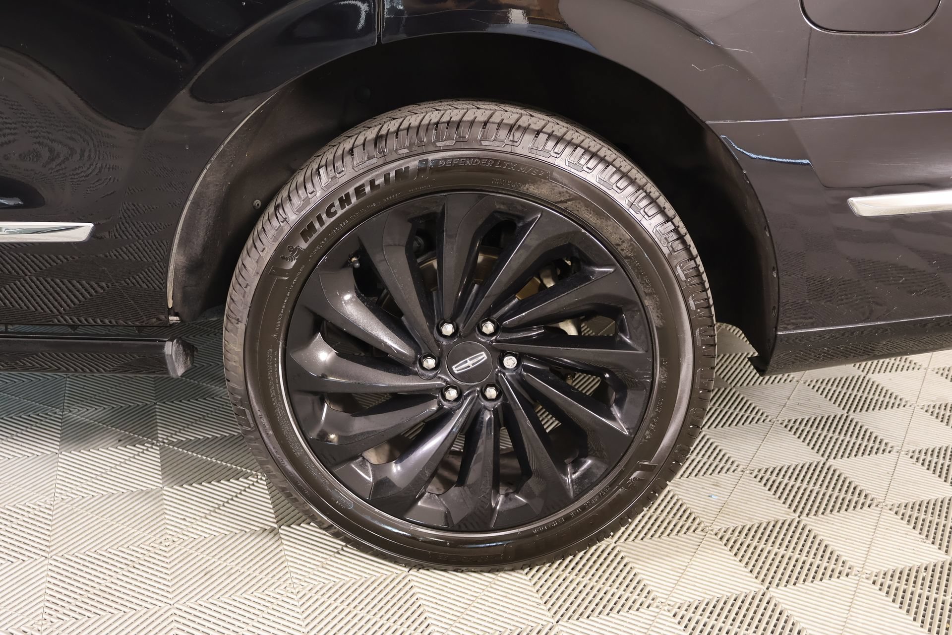 Used 2021 Lincoln Navigator Reserve AWD/4WD image 21