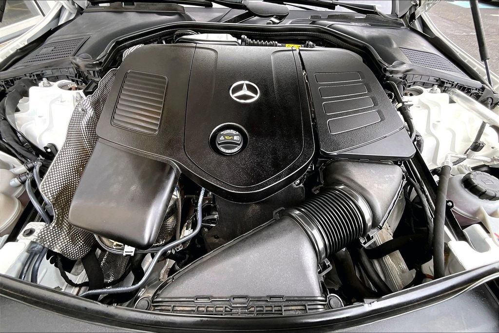 Certified 2023 Mercedes-Benz C 300 4MATIC Sedan image 9