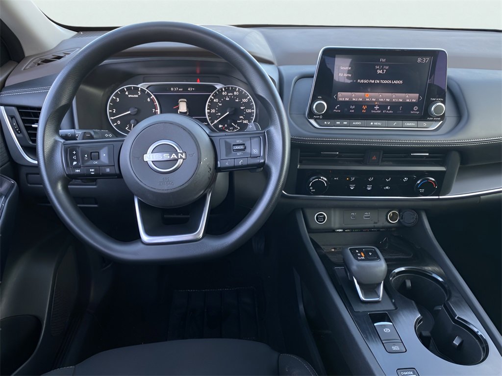 Used 2023 Nissan Rogue S image 17