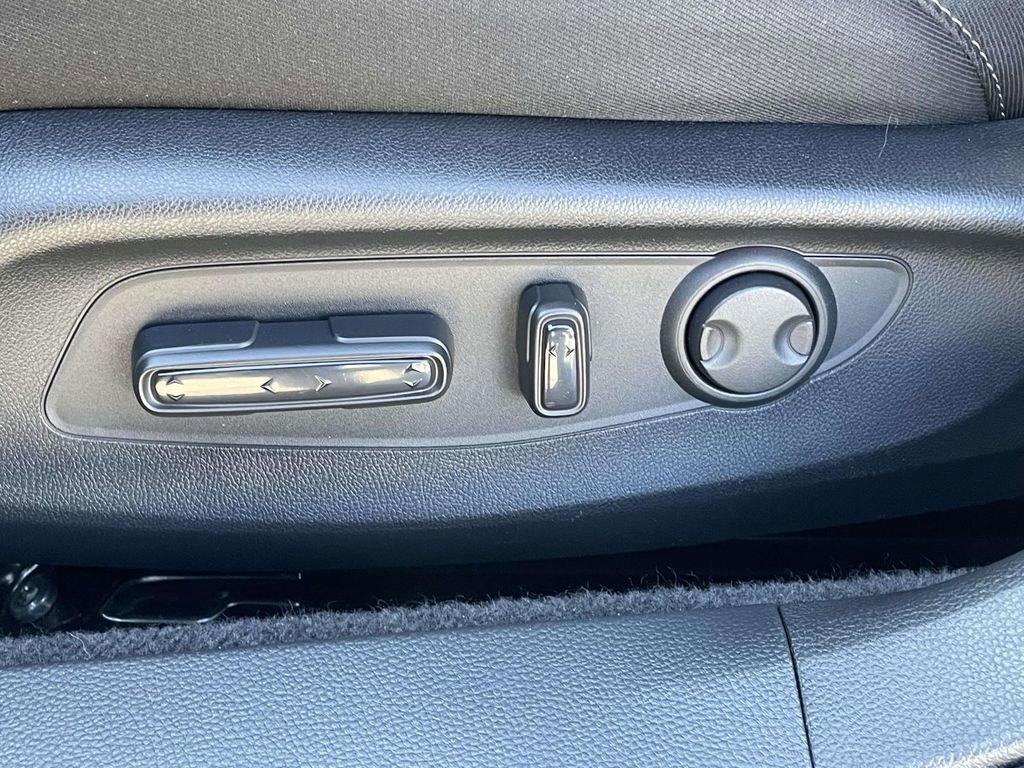 Used 2023 Honda Accord Sport image 7