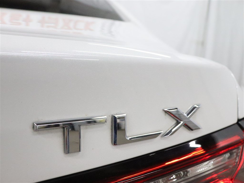 Used 2021 Acura TLX w/ Advance Package FWD image 9