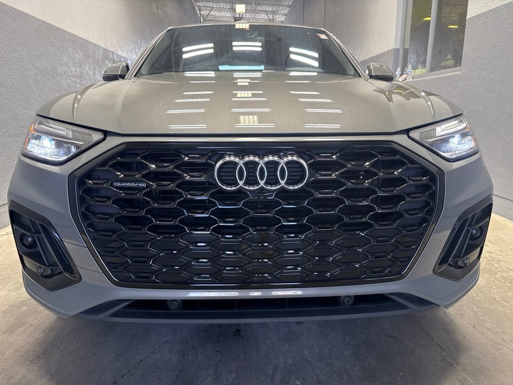 Used 2023 Audi Q5 2.0T Premium Plus w/ Premium Plus Package AWD/4WD image 3