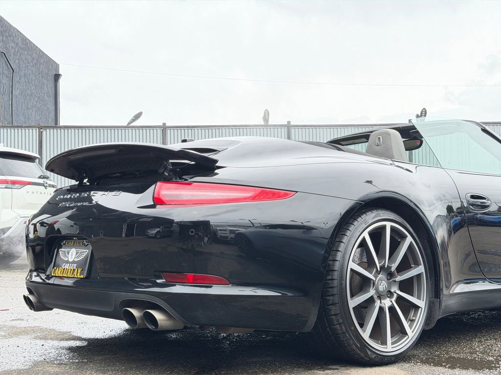 Used 2013 Porsche 911 Carrera S image 32