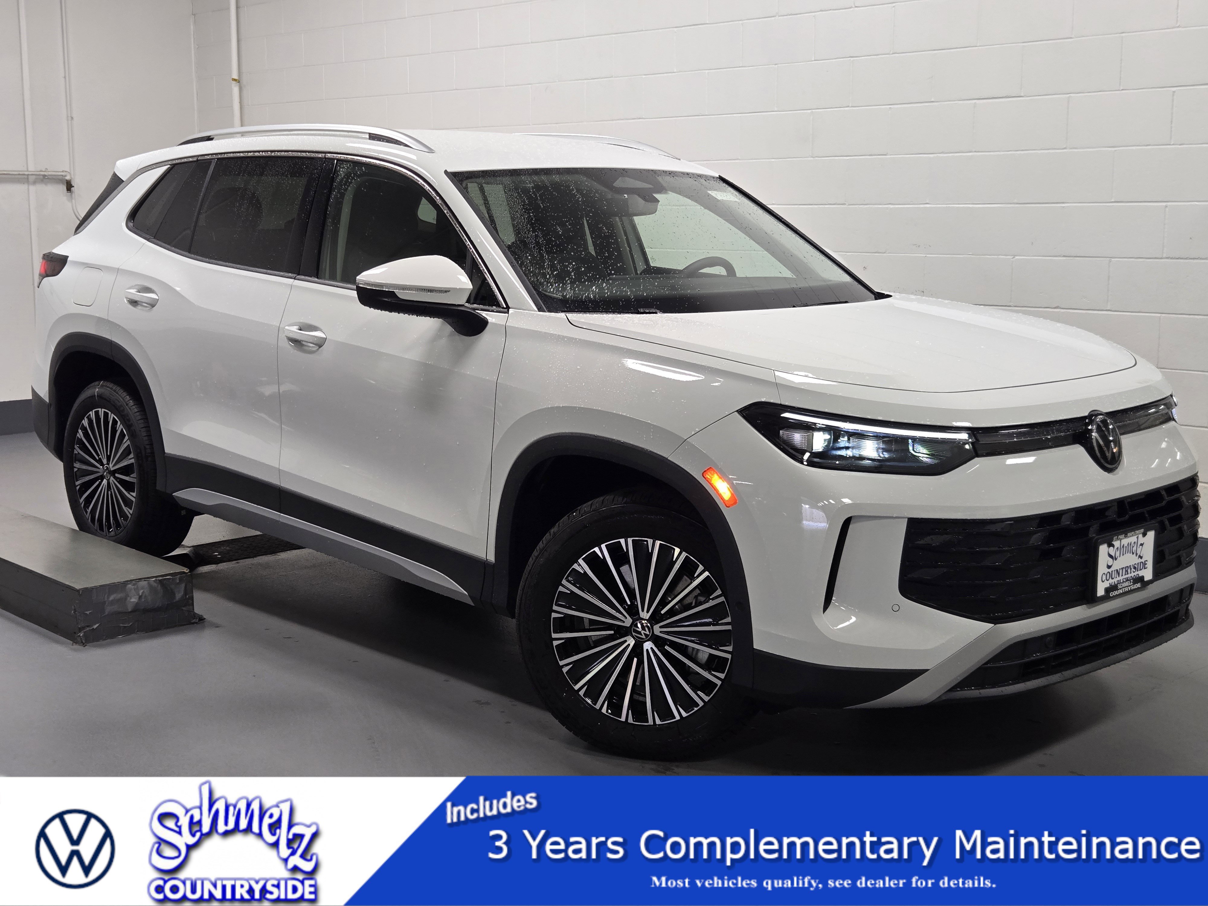 New 2025 Volkswagen Tiguan S