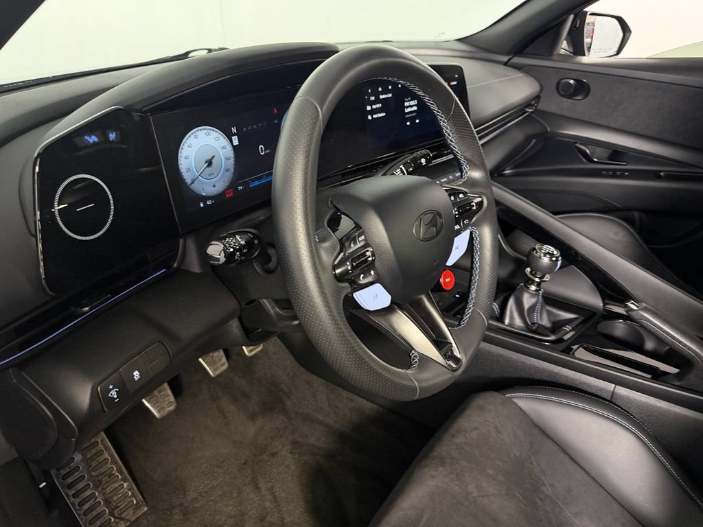 Used 2025 Hyundai Elantra N FWD image 23
