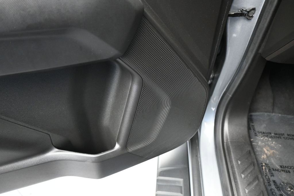 Used 2023 Chevrolet Colorado LT RWD image 14