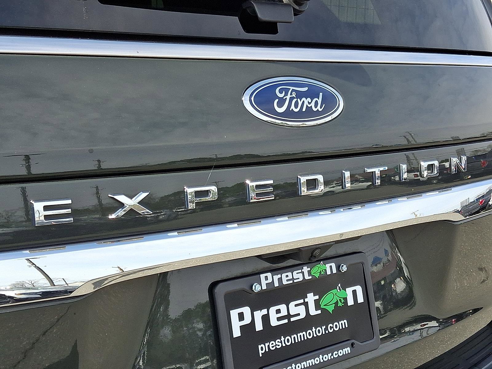 Used 2022 Ford Expedition Limited image 88