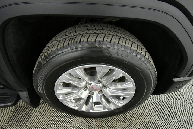 Used 2022 GMC Sierra 1500 Denali w/ Technology Package AWD/4WD image 17