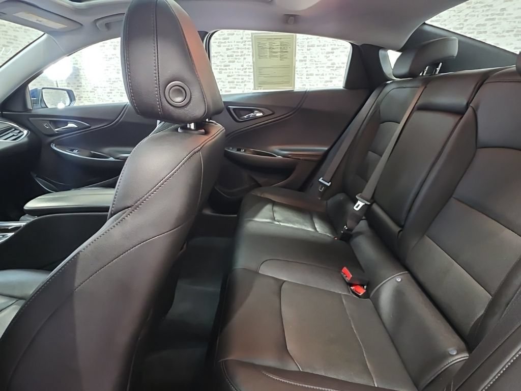 Used 2022 Chevrolet Malibu Premier FWD image 13