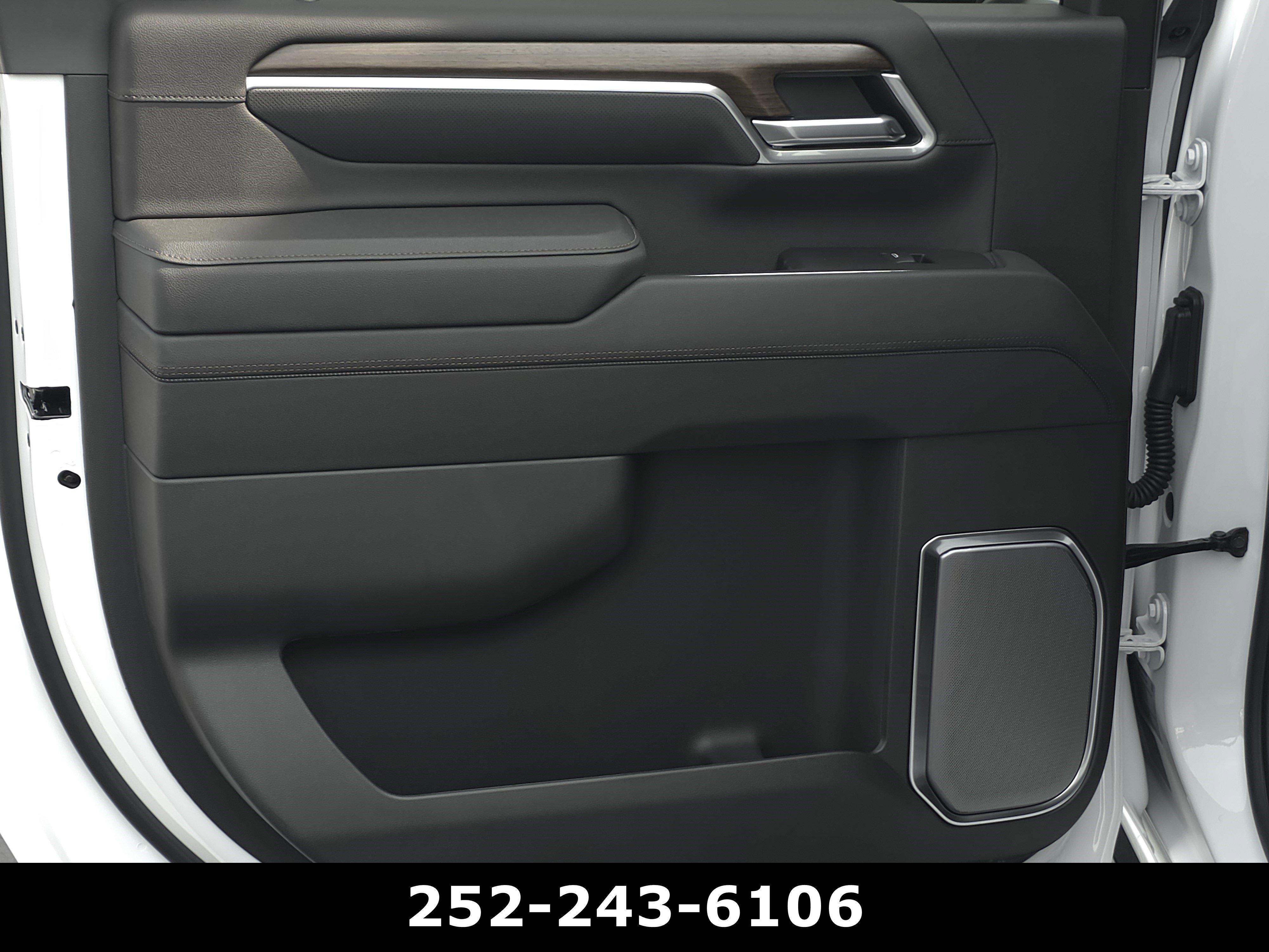 Used 2026 Chevrolet Silverado 2500 High Country w/ High Country Premium Package AWD/4WD image 32