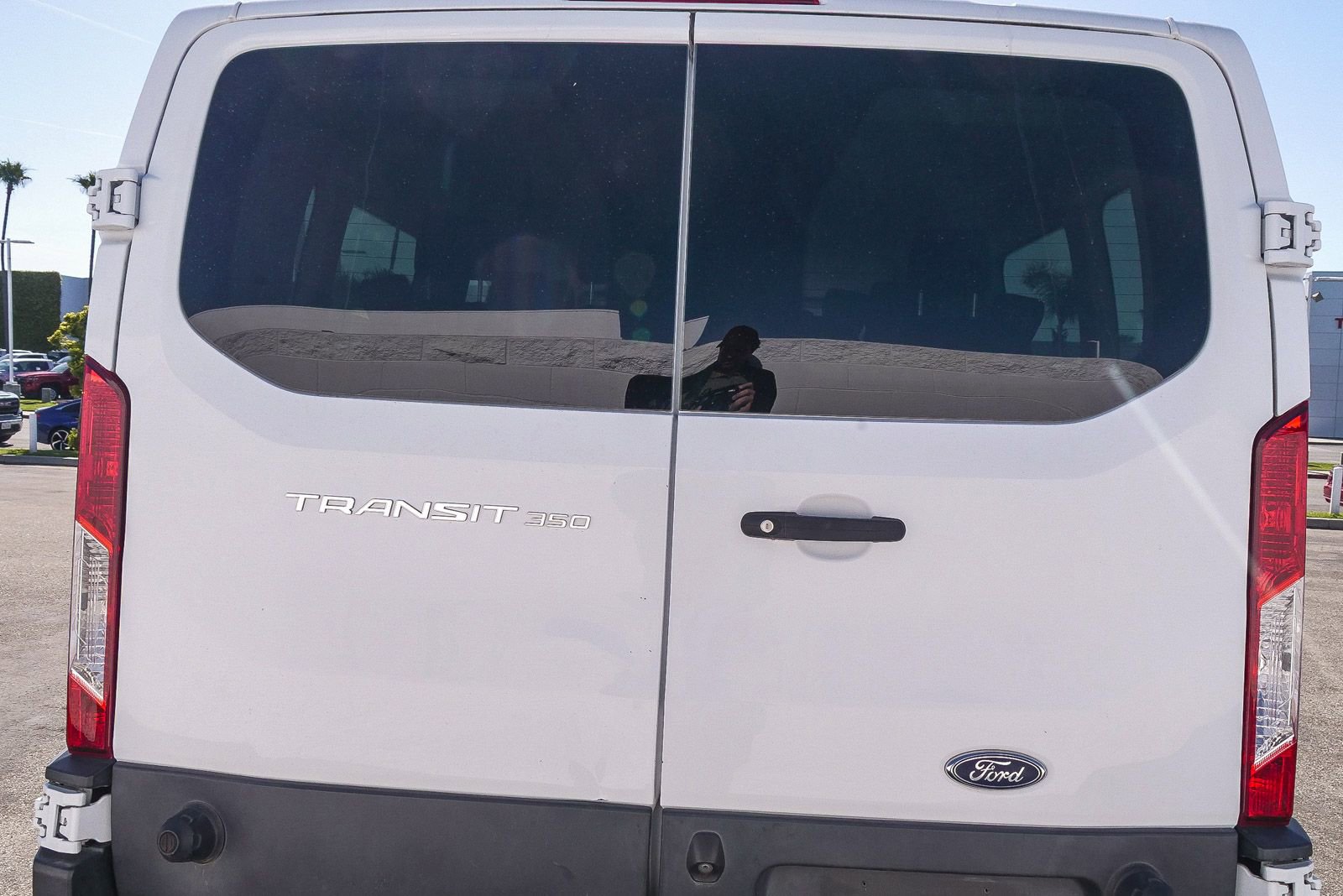 Used 2018 Ford Transit 350 XL RWD image 8