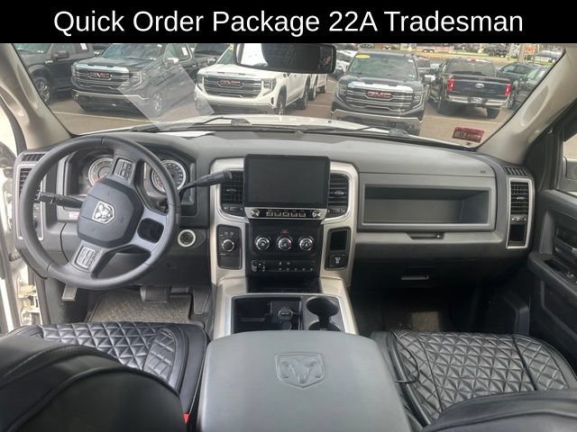 Used 2016 RAM 3500 Tradesman w/ Chrome Appearance Group AWD/4WD image 10