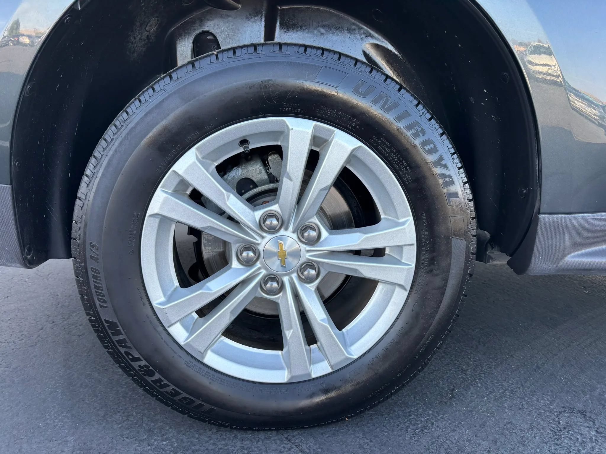 Used 2017 Chevrolet Equinox LS FWD image 21
