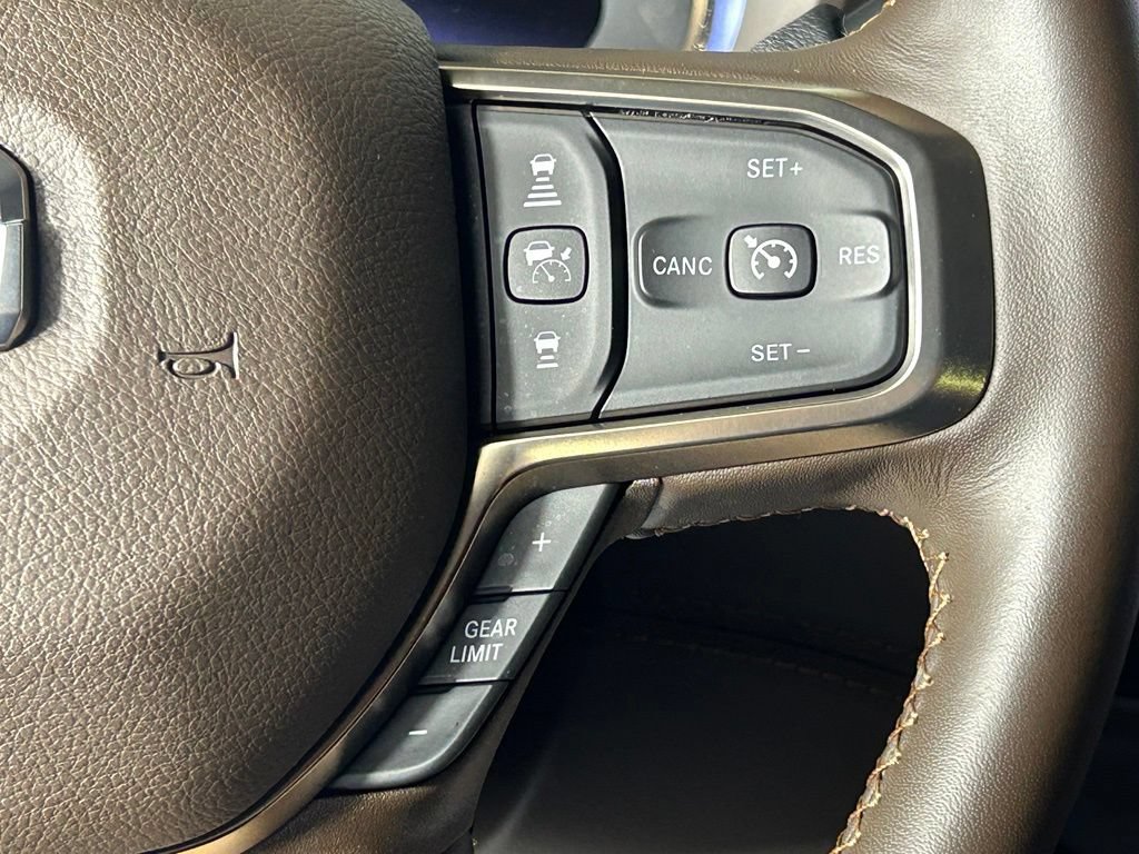 Used 2025 RAM 3500 Longhorn AWD/4WD image 31
