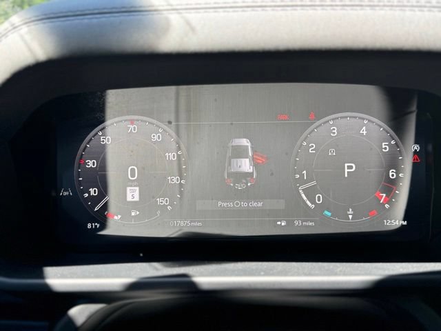 Used 2024 Land Rover Defender 110 X-Dynamic SE AWD/4WD image 25