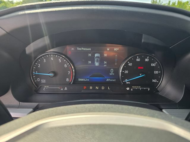 Used 2022 Ford Explorer XLT w/ Equipment Group 202A AWD/4WD image 28