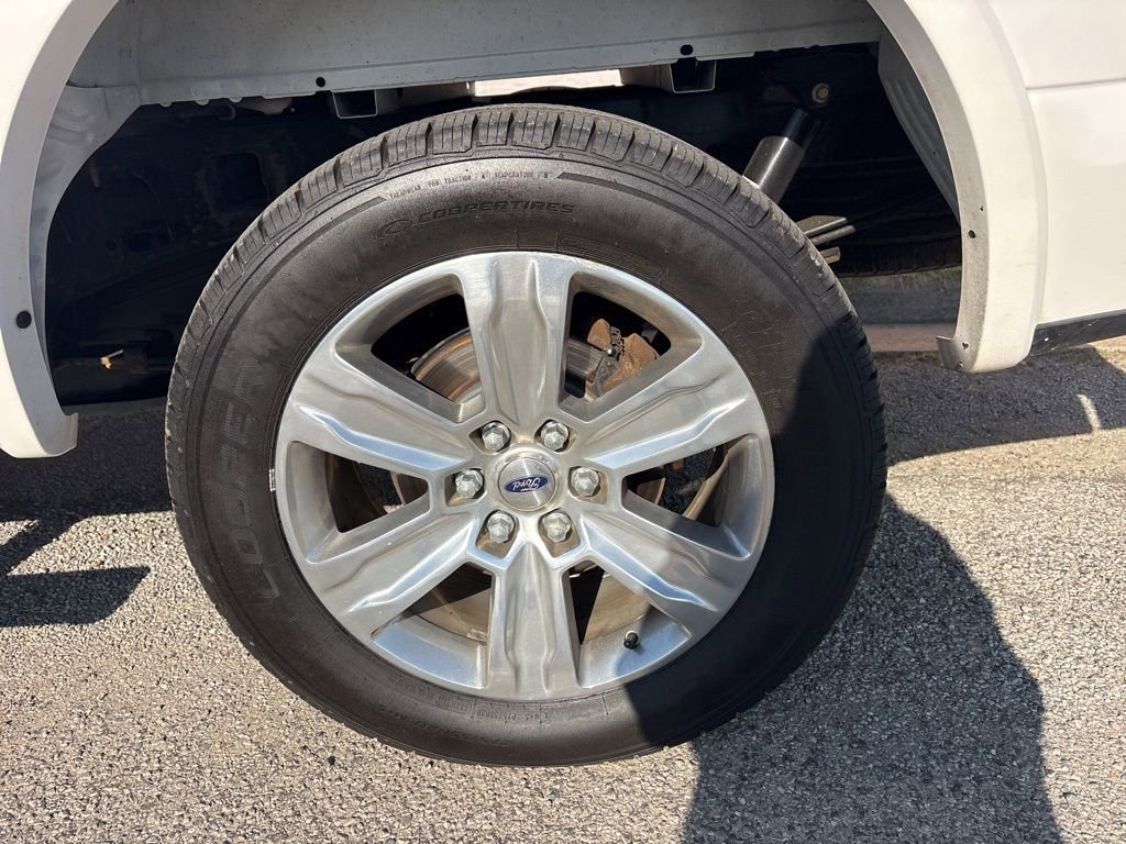 Used 2018 Ford F150 Platinum w/ Equipment Group 701A Luxury AWD/4WD image 24