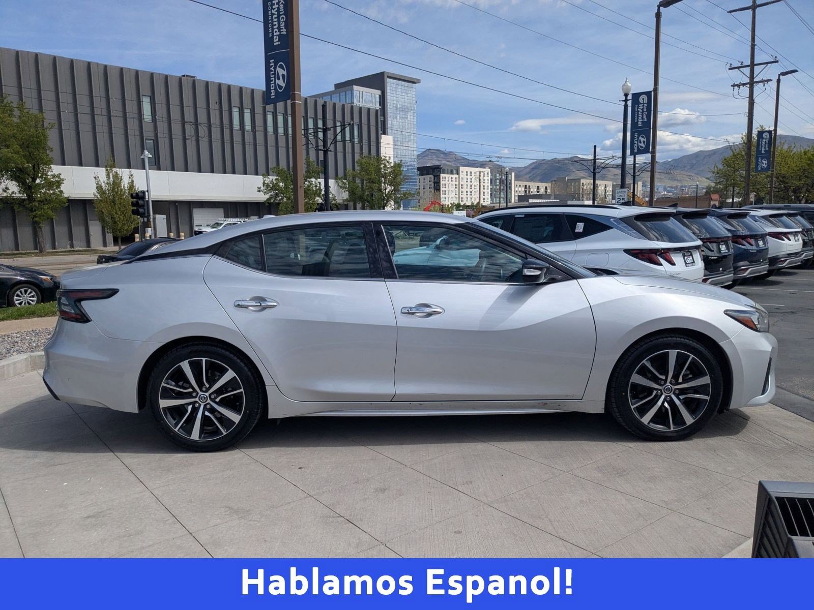 Used 2022 Nissan Maxima SV w/ Floor Mat Group image 2