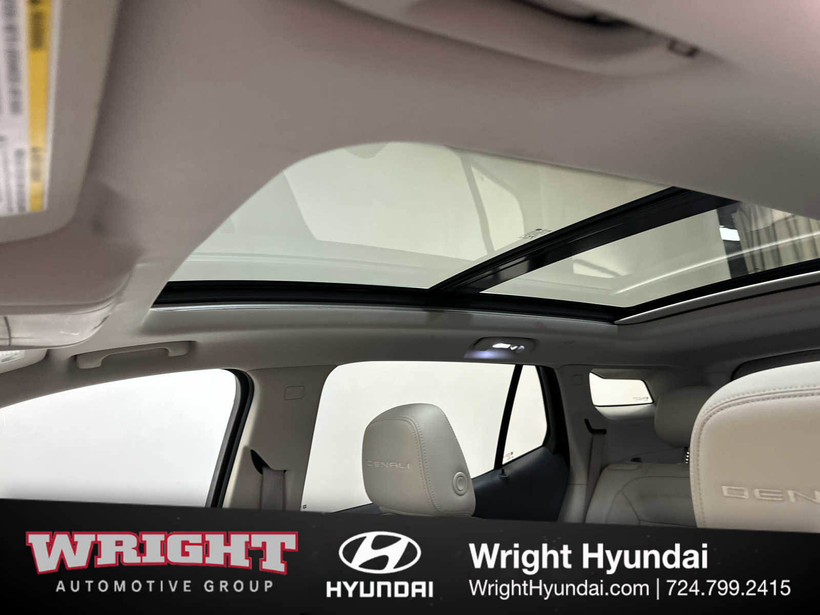 Used 2023 GMC Terrain Denali w/ Denali Premium Package image 30