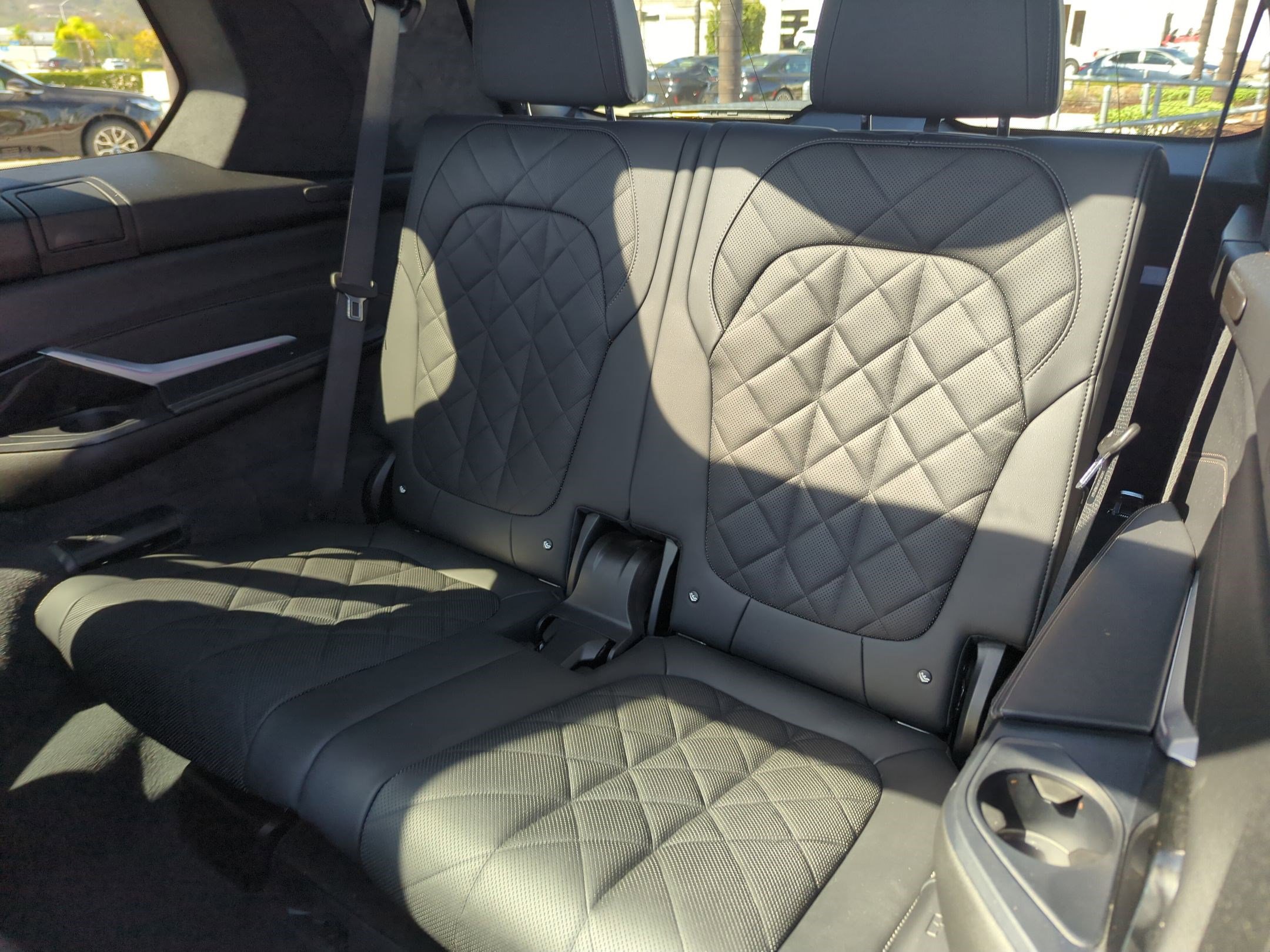 Certified 2023 BMW X7 xDrive40i w/ M Sport Package image 32