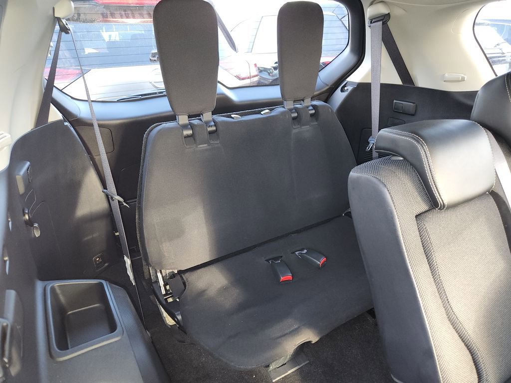 Used 2010 Mitsubishi Outlander XLS image 14