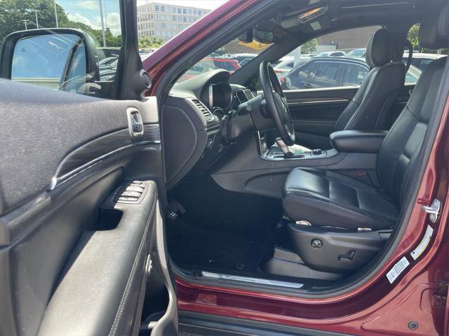 Certified 2020 Jeep Grand Cherokee Limited w/ Premium Lighting Group AWD/4WD image 14