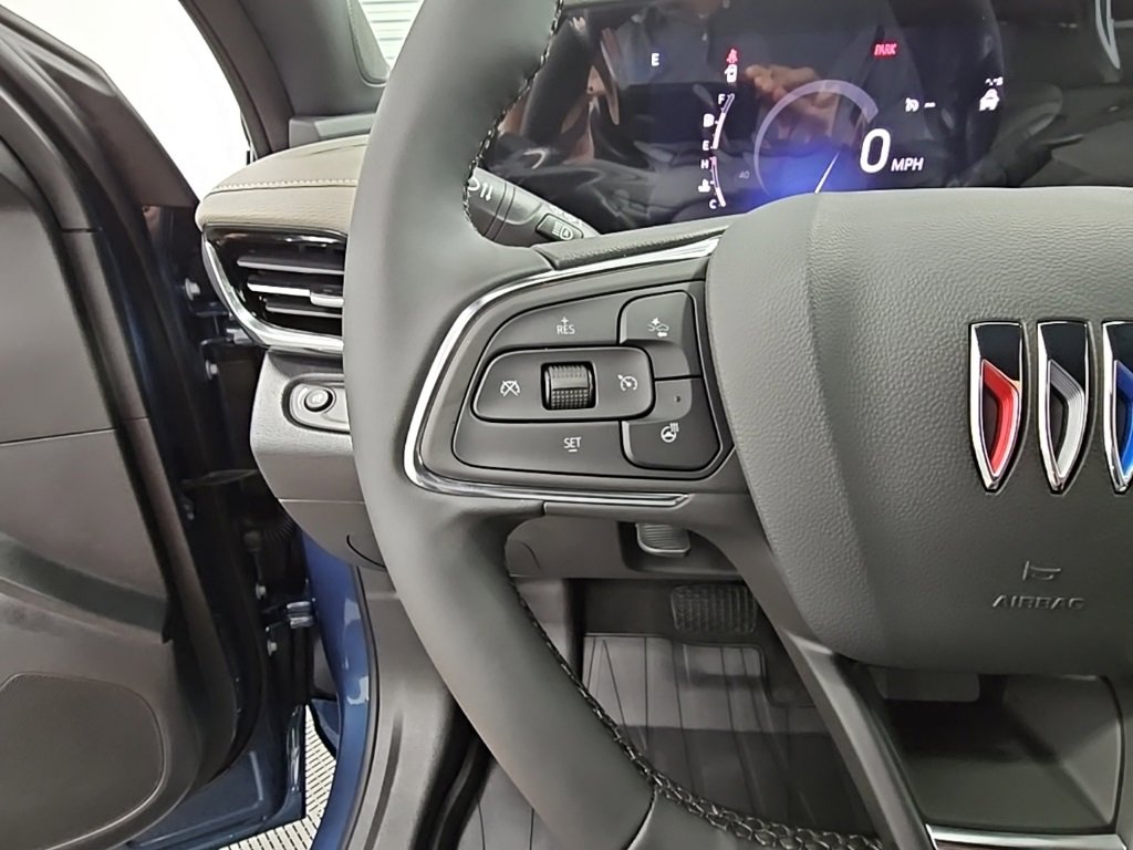 New 2026 Buick Envista Avenir image 25