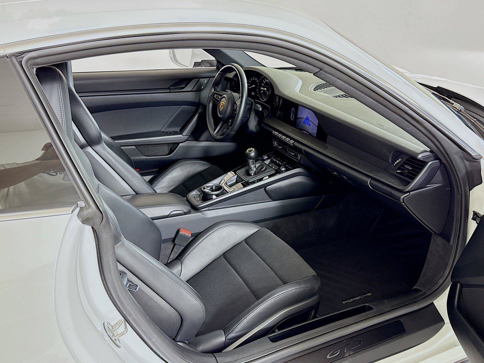 Used 2022 Porsche 911 GT3 RWD image 25