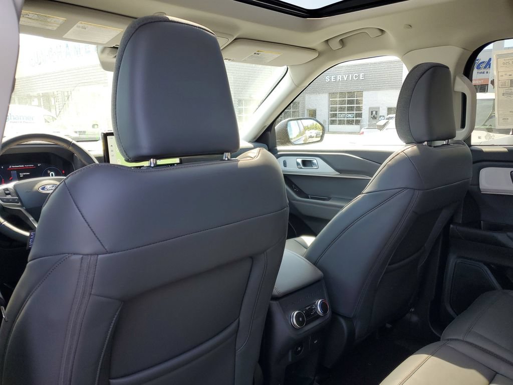 New 2026 Ford Explorer Active w/ Active Comfort Package AWD/4WD image 31