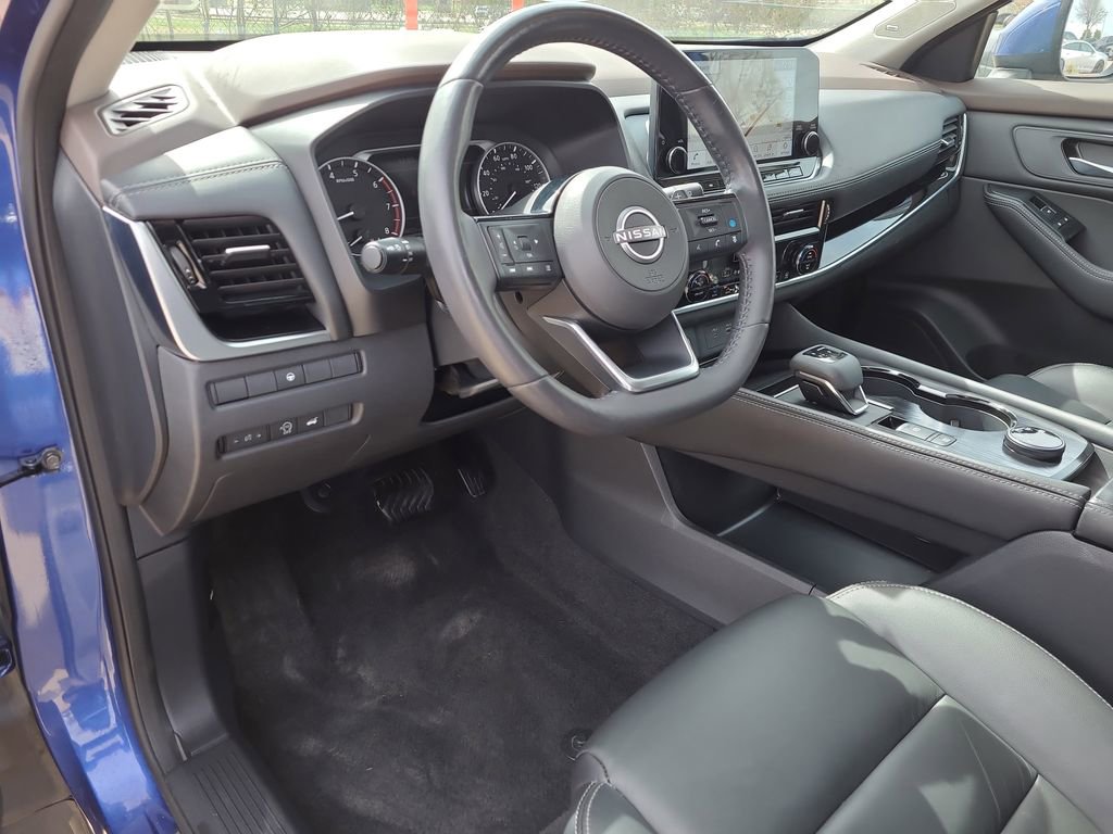 Used 2023 Nissan Rogue SL w/ SL Premium Package AWD/4WD image 17