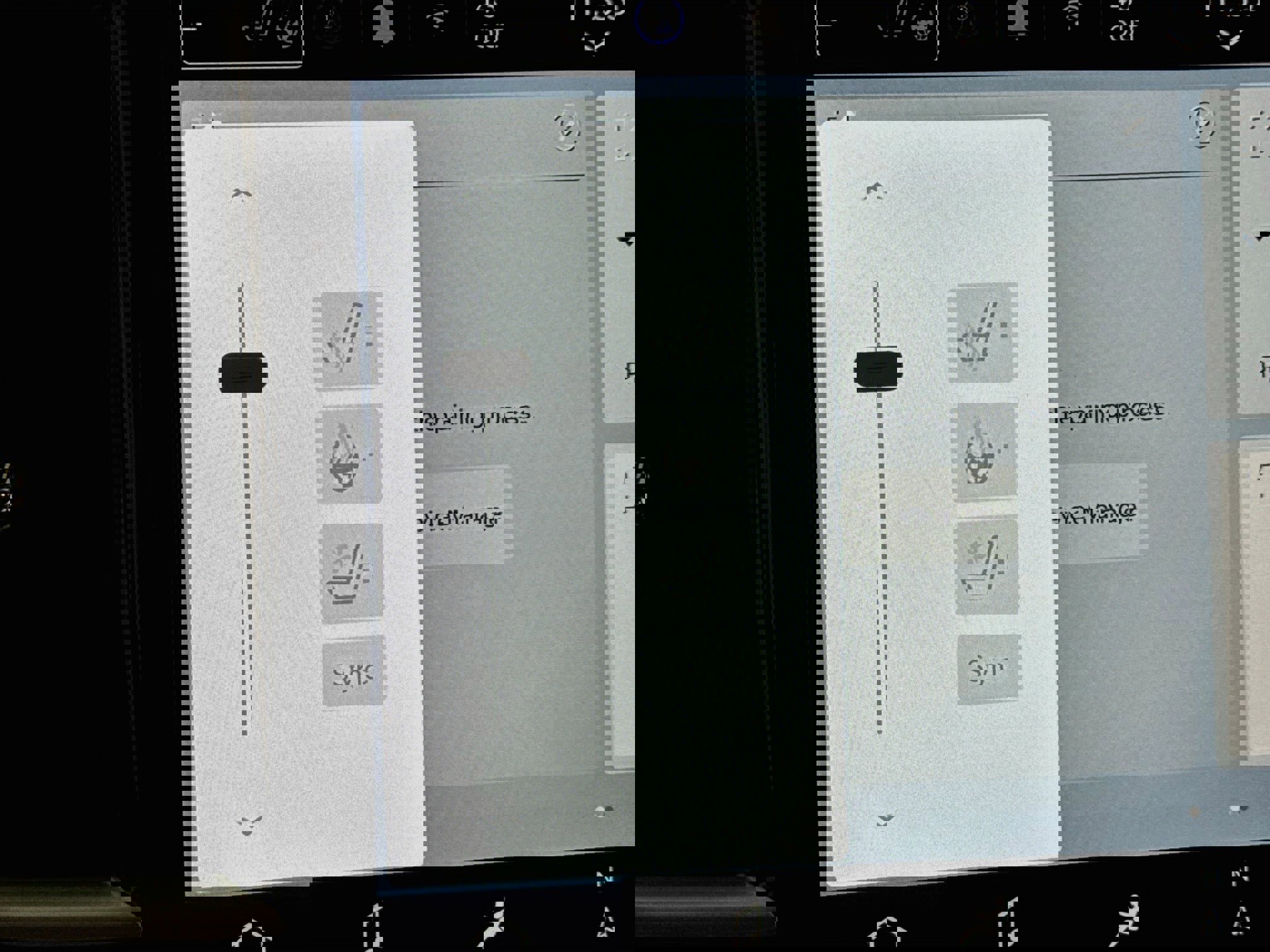 Used 2023 Chrysler Pacifica Limited w/ Uconnect Theater Family Group FWD image 5