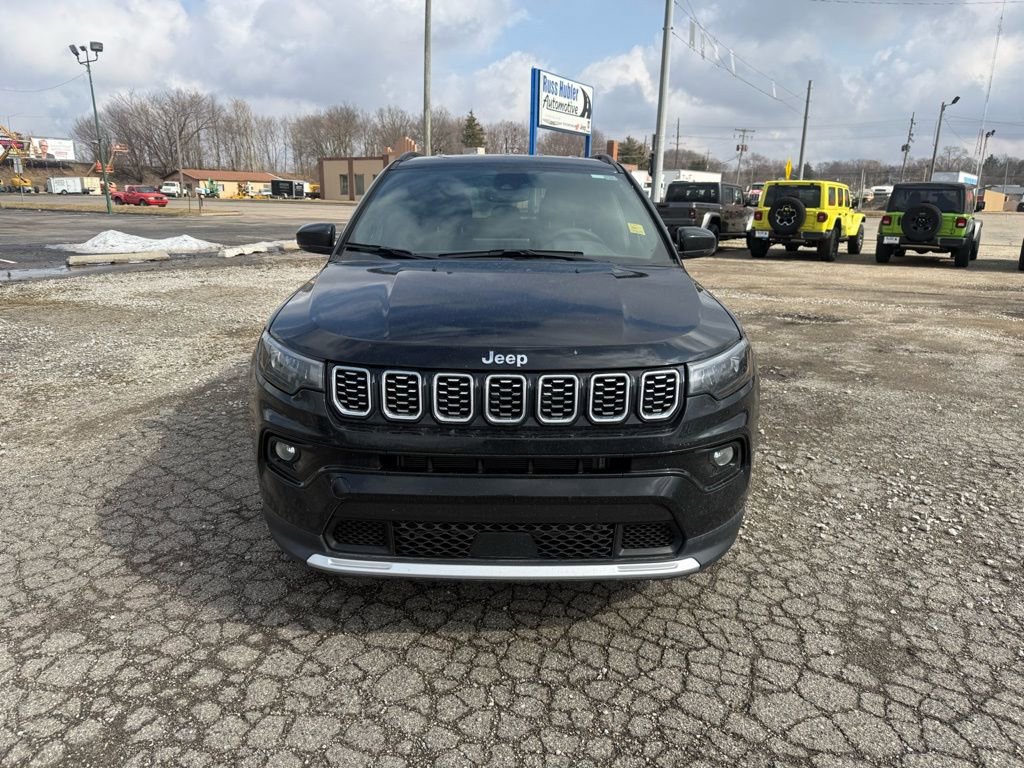 Used 2025 Jeep Compass Limited image 4