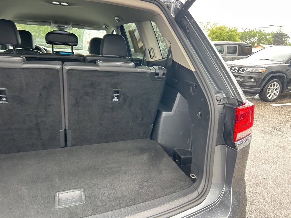 Used 2024 Volkswagen Atlas SE image 30