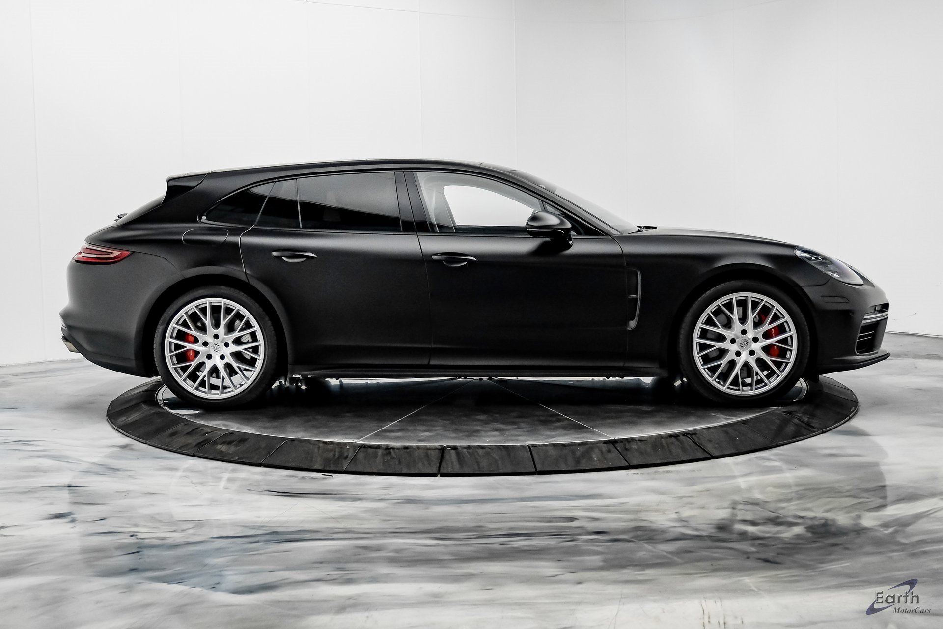 Used 2018 Porsche Panamera Turbo Sport Turismo image 16