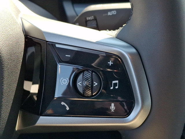 Certified 2025 BMW i5 xDrive40 w/ M Sport Package AWD/4WD image 24