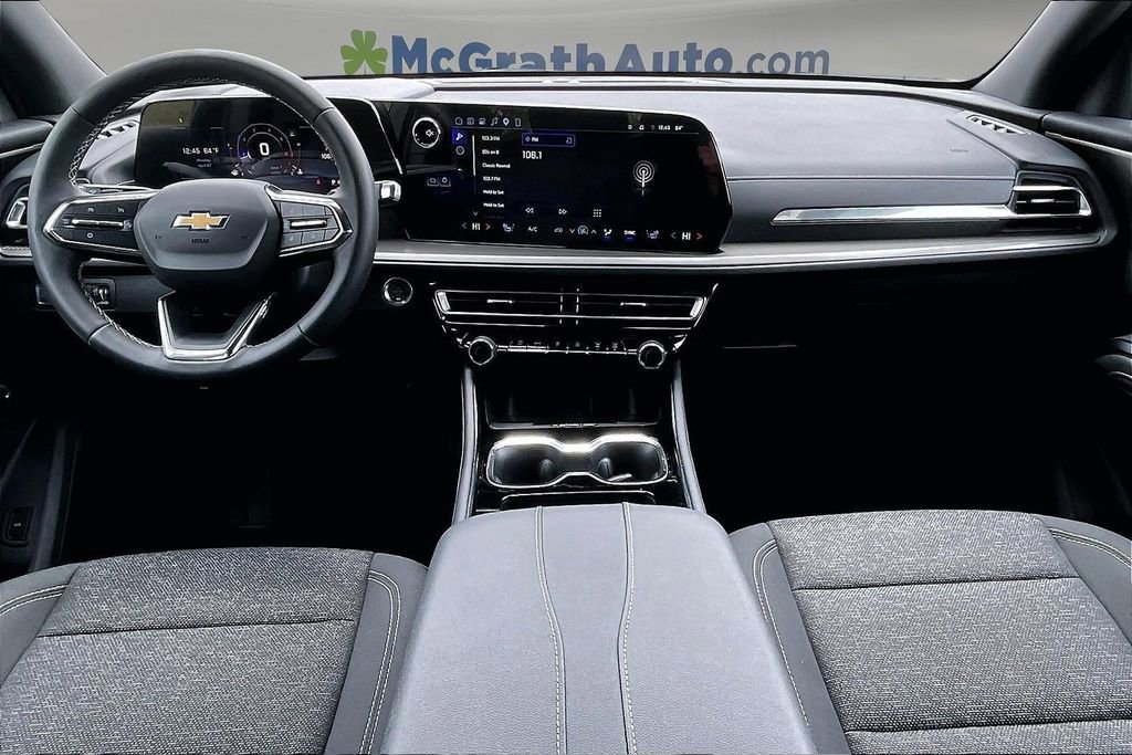 Used 2026 Chevrolet Traverse LT AWD/4WD image 7