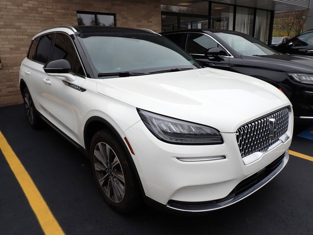 Used 2022 Lincoln Corsair Reserve w/ Elements Package image 4